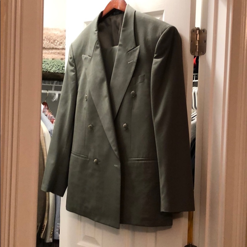 Suit